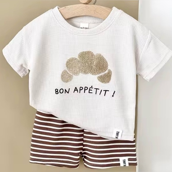 Kids' White and Brown Striped French Outfit - Picture 1 of 1